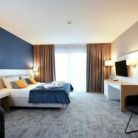 Hotel Hotel Hel 4*
